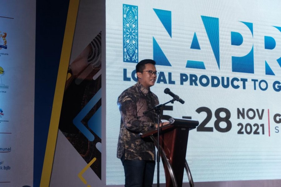  Ketua Umum Kamar Dagang dan Industri (Kadin) Surabaya M. Ali Affandi 